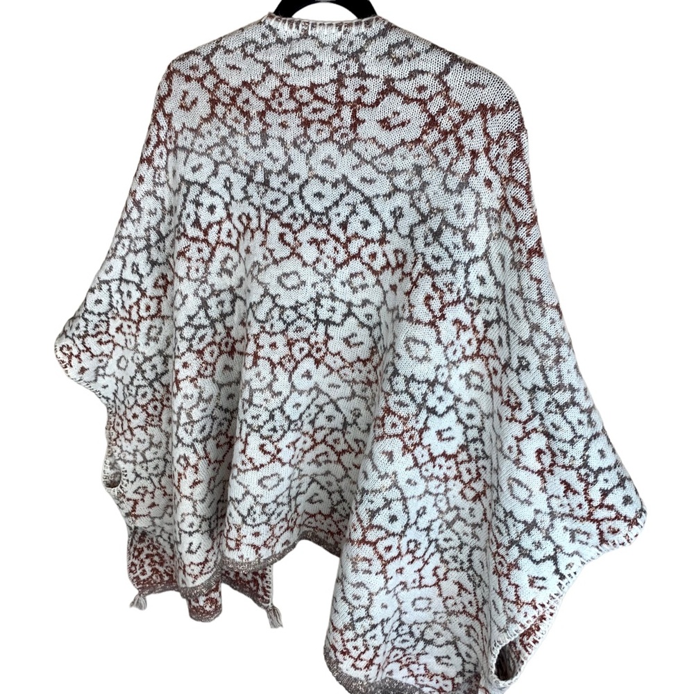 Knox Rose Poncho Cape Cardigan Sweater Tassel Boho Neutral Floral 2XL - Picture 11 of 15